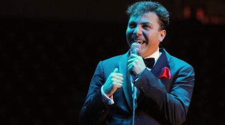 Cristian Castro dejó sus estudios para concentrarse en su carrera como cantante. EL INFORMADOR/ARCHIVO