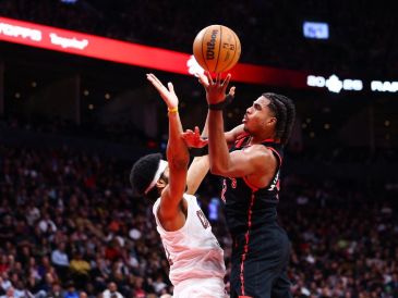 Los Raptors explotaron a la mitad del último cuarto con un parcial de 13 puntos sin respuesta de los Cavaliers. AFP/ C. BURSTON.