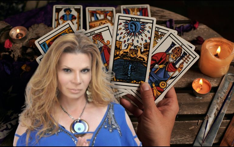 El fenómeno de Mhoni Vidente sigue creciendo gracias a su mezcla de astrología, espiritualidad y mensajes directos. FACEBOOK/MHONIVIDENTE