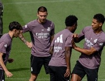 Vinicius Jr y Jude Bellingham durante el entrenamiento el Real MAdrid para el juego contra el Betis. EFE/D. González