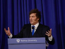 La nueva ley promovida por el mandatario argentino, otorga a las provincias la potestad de determinar las zonas periglaciales en las que se pueden permitir las actividades mineras. AP