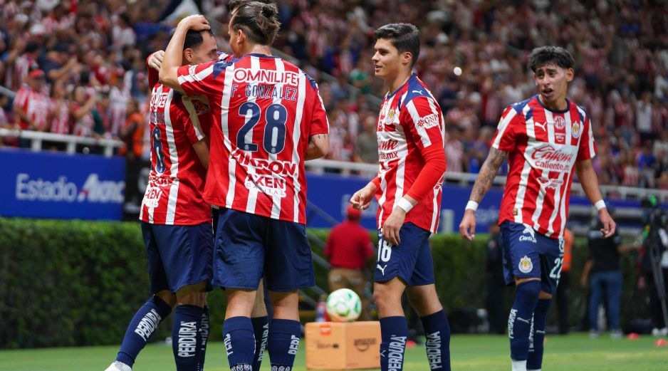 Si Chivas de Guadalajara cae al segundo lugar general, su camino hacia el título podría cruzarse prematuramente con rivales de mayor jerarquía. Imago7 / ARCHIVO