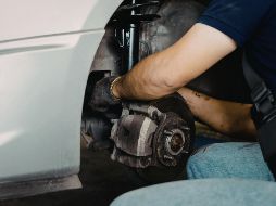 Protección Civil Jalisco insiste en la importancia de tomar precauciones si se planea viajar, con el fin de evitar riesgos durante un día festivo. ESPECIAL / CANVA