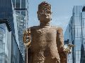 La estatua del artista Tuan Andrew Nguyen se presenta como la más reciente obra encargada para el High Line. EFE/O. Fedorova