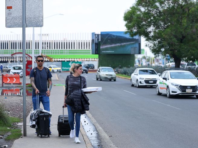 GAP informó que las 18:00 horas de este viernes 24 de abril se liberaron las vialidades de acceso y salida del Aeropuerto. EL INFORMADOR/ARCHIVO