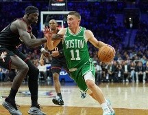 Los Celtics de Boston pusieron el segundo punto a su favor en el tercer juego de la serie. AFP / M. Leff