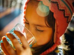 Prepara el bloqueador y mantente hidratado, porque este sábado la Ciudad de México enfrentará un calor sofocante. Unsplash