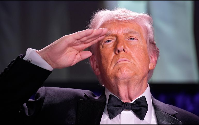 El tiroteo durante el evento obligó a evacuar al presidente y activar protocolos de seguridad. EFE/Y. Gripas