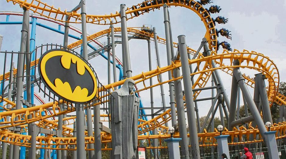 Six Flags. Parque de diversión en la Ciudad de México; destaca su montaña rusa “Batman: The Ride”. ESPECIAL
