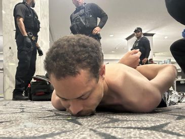 Trump compartió en su red social Truth Social imágenes del hombre arrestado. EFE/ @realDonaldTrump