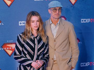 Milly Alcock y Craig Gillespie agradecieron el cariño de los fanáticos mexicanos durante su visita a nuestro país. EFE