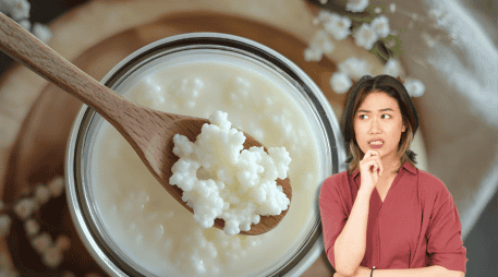 Ten extremo cuidado con la fermentación casera: Mantén una higiene impecable y rigurosa en todos tus utensilios de cocina; un cultivo contaminado por malos manejos ambientales puede introducir patógenos peligrosos en tu organismo en lugar de las bacterias beneficiosas que estabas buscando. CANVA