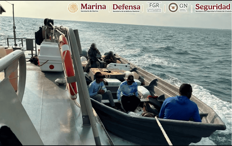 Los seis extranjeros detenidos fueron puestos a disposición de un agente del Ministerio Público. ESPECIAL/Gabinete de Seguridad