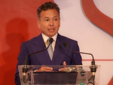 El mandatario estatal destacó que las obras impulsadas en esta importante vía de la ciudad se lograron en 14 meses. EL INFORMADOR/A. Navarro