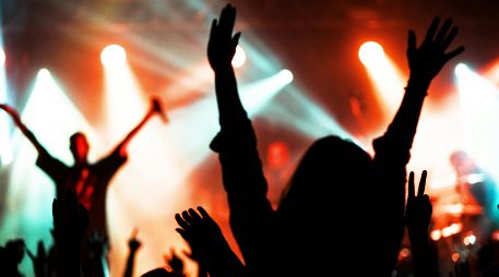 La ciudad se prepara para recibir propuestas de pop alternativo, rock, indie, metal progresivo y sonidos latinos que marcarán el inicio de mayo con gran energía. PEXELS