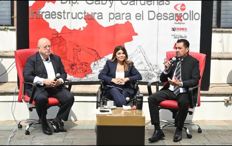 La legisladora propuso instalar mesas de trabajo permanentes entre el Congreso, la CMIC y el Ejecutivo estatal en cuatro áreas clave. CORTESÍA.