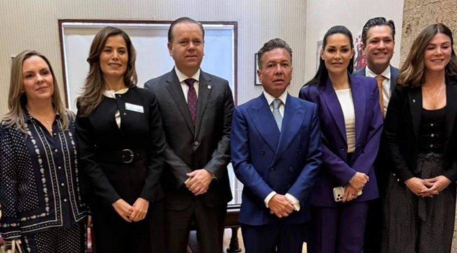 Pozos felicitó al nuevo comité y confió en que impulse a empresas locales. CORTESÍA