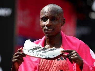 Sabastian Sawe. El keniano marcó el nuevo punto de partida del maratón moderno, obligando a replantear los modelos fisiológicos del deporte. XINHUA/L. Ying