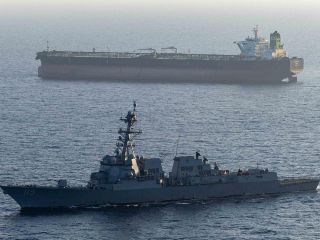 La decisión de Emiratos tiene lugar en un momento de tensión con sus vecinos, a los que ha acusado de no coordinar posturas contra los ataques de Irán contra la infraestructura energética. EFE / CENTCOM