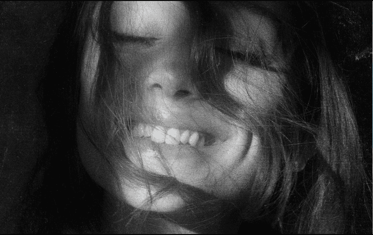 En las últimas semanas, Grande había lanzado pistas a su comunidad sobre su siguiente álbum. ESPECIAL