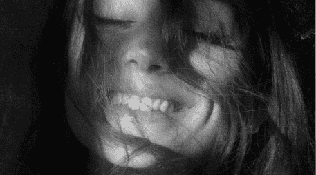 En las últimas semanas, Grande había lanzado pistas a su comunidad sobre su siguiente álbum. ESPECIAL