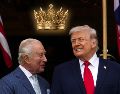 Trump celebró su posible parentezco con el rey Carlos III. EFE / EPA / WILL OLIVER