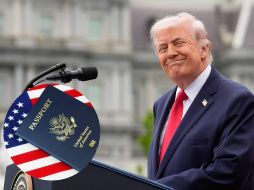 El rostro de Donald Trump aparecerán en nuevos pasaportes conmemorativos junto a símbolos históricos de Estados Unidos. EFE/Y. Gripas/ESPECIAL