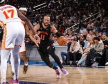 Con 39 puntos de Brunson, Nueva York impuso su poder y rompió el empate en la serie ante Atlanta. D. L. NEMEC