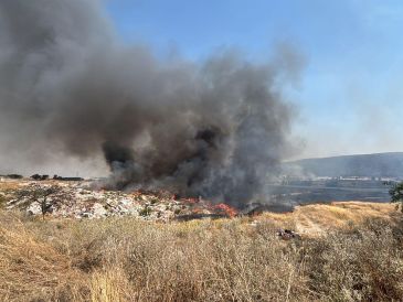 El vertedero incendiado en la zona de Technology Park, en Zapopan, operaba de forma irregular y ya había sido reportado por el gobierno municipal a la Fiscalía de Jalisco desde octubre. CORTESÍA