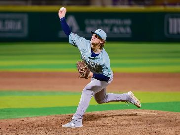 El abridor Zach Plesac, trabajó por 5.1 innings, aceptó seis hits, cinco carreras, dos jonrones, otorgó dos pasaportes, ponchó a tres rivales, dejó en 7.71 su efectividad y se quedó con el triunfo. CORTESÍA/ Charros de Jalisco