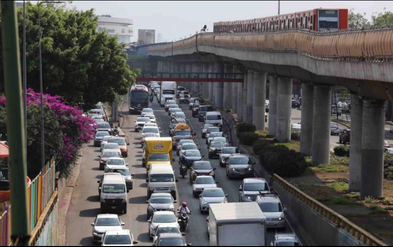 El programa Hoy No Circula se aplica de las 5:00 a las 22:00 horas en todas las alcaldías de la Ciudad de México y en tres zonas conurbadas del Estado de México. SUN/C. Mejía