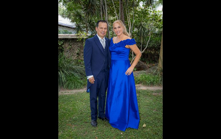 Jorge Arturo Angulo Rivera y Alma Leticia Macris. GENTE BIEN JALISCO / Revista del 1 de mayo 2026