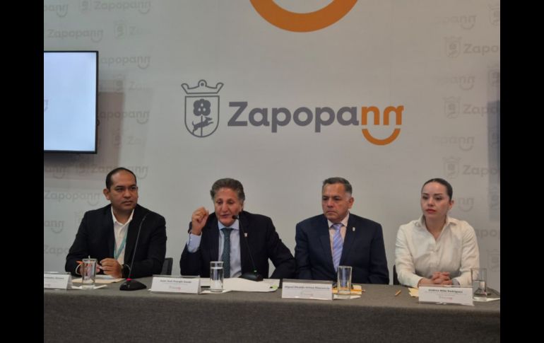 Para recibir los servicios de EvaBot las personas solo deben guardar el número 33 4170 0780. EL INFORMADOR/R. Bobadilla