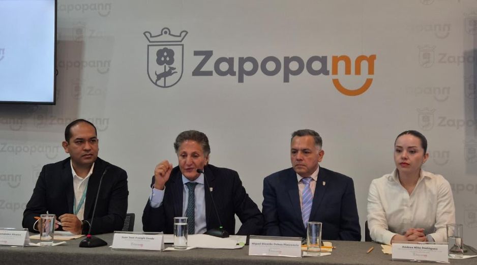 Para recibir los servicios de EvaBot las personas solo deben guardar el número 33 4170 0780. EL INFORMADOR/R. Bobadilla