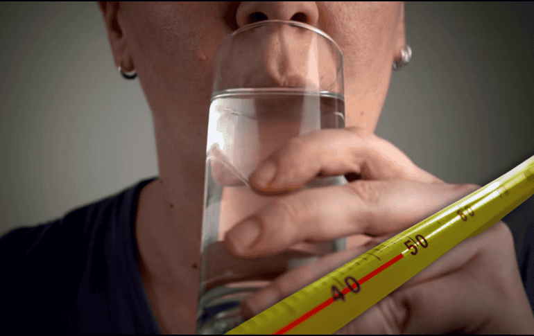 Sorprendentemente, un exhaustivo estudio de la Universidad de St. Andrews en Escocia, liderado por el profesor Ronald Maughan, demostró que el agua no es la bebida más eficiente para el cuerpo. ESPECIAL / CANVA