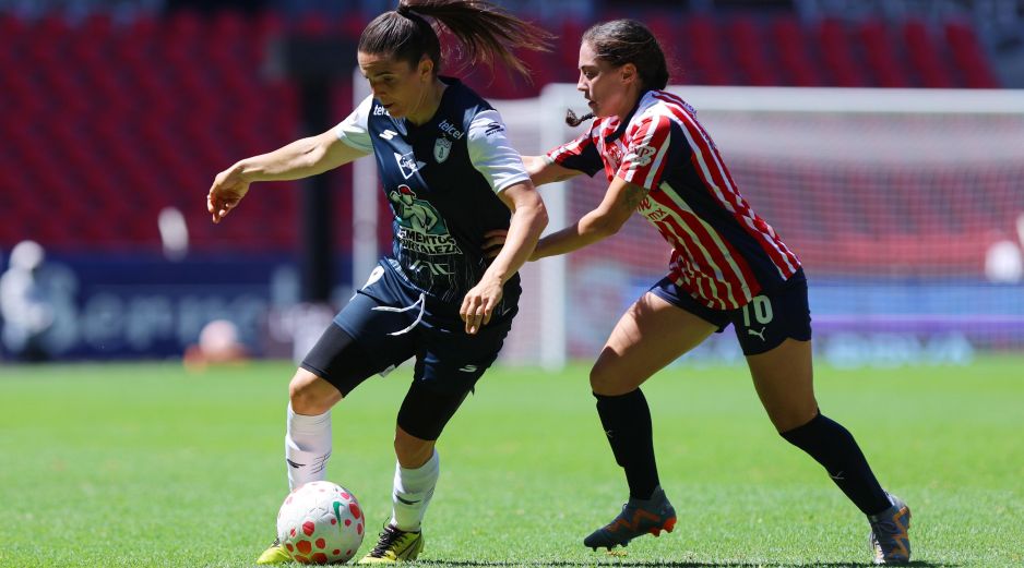Chivas y Pachuca se medirán en los Cuartos de Final, en la que en el papel es la serie más pareja de la Liga MX Femenil. IMAGO7