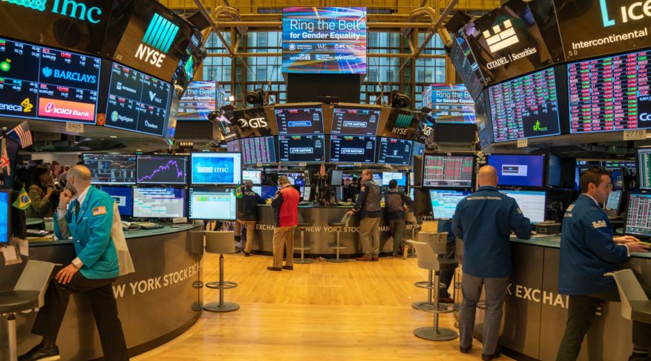 En medio de las oscilaciones de la Bolsa de Nueva York, destacó el precio del petróleo Brent que superó los 118 dólares el barril. AFP/ARCHIVO