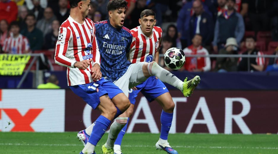 La próxima semana disputarán una batalla a muerte en el norte de Londres para conocer cuál de los dos hará maletas rumbo a Budapest. EFE/ K. Huesca.