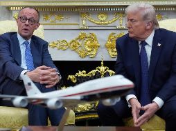 Fotografía de archivo de una reunión de Donald Trump con el canciller alemán Friedrich Merz en el Despacho Oval de la Casa Blanca, el 3 de marzo de 2026. AP/ARCHIVO