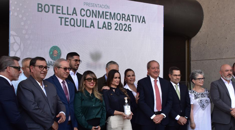 El Palacio Legislativo de San Lázaro fue sede de una jornada que reunió tradición, cultura e innovación, con la presentación oficial de la Botella Conmemorativa 