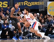 Las dos quintetas iniciarán mayo con el sexto juego el viernes en Orlando. AFP/ C. SCHWEGLER.