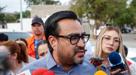 El alcalde de Culiacán, Juan de Dios Gámez, asegura que si su conducta fuera contraria no tendría cara para ver de frente a su familia y a los ciudadanos. EFE / J. Betanzos