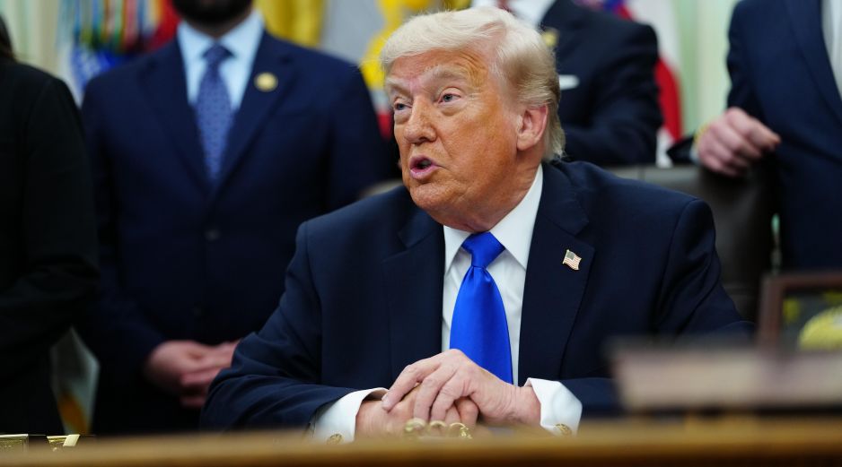 Trump sostuvo una llamada telefónica con Ali al Zaidi para felicitarlo por su designación como primer ministro de Irak. EFE/A. Schwartz