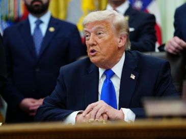 Trump sostuvo una llamada telefónica con Ali al Zaidi para felicitarlo por su designación como primer ministro de Irak. EFE/A. Schwartz