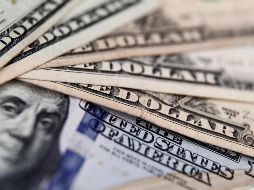 El tipo de cambio cotizó en un promedio de 17.45 pesos por dólar este cuarto mes del 2026. EFE/ARCHIVO