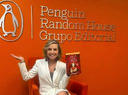 Elisa Queijeiro promociona la nueva edición de su libro “Las hijas de Eva y Lilith”. ESPECIAL/CORTESÍA PENGUIN RANDOM HOUSE.
