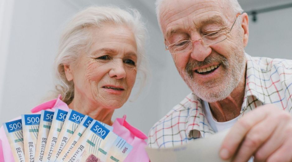 Pensionados deberán mantenerse atentos a las fechas oficiales para identificar correctamente los depósitos que les corresponden. PEXELS/ESPECIAL