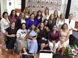 La jornada concluyó con un reconocimiento a las exdiputadas y la colocación de sus imágenes, como testimonio permanente de su contribución a un Jalisco más incluyente. CORTESÍA.
