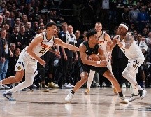 Minnesota Timberwolves impusieron su defensa y derrotaron a los Denver Nuggets para citarse con los San Antonio Spurs. AFP