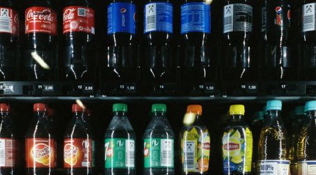 Todos los alimentos y bebidas deben consumirse con moderación. UNSPLASH / M. SPISKE